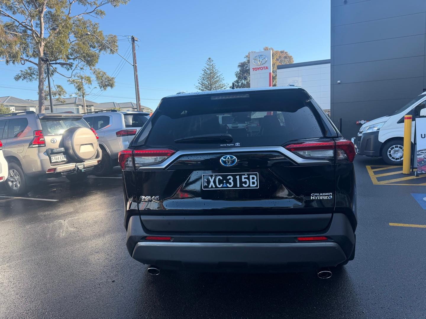 2021 Toyota RAV4 Cruiser — photo 5