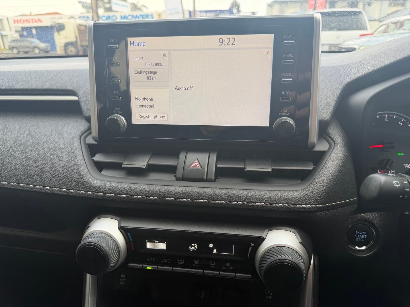 2022 Toyota RAV4 GX — photo 10