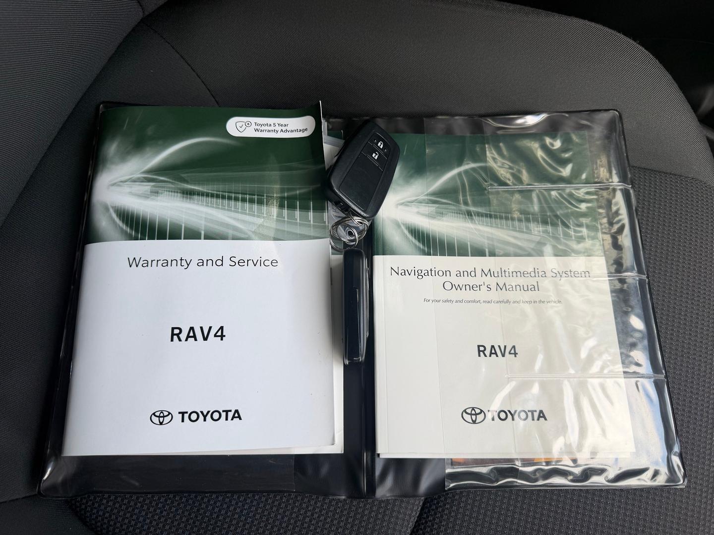 2022 Toyota RAV4 GX — photo 12