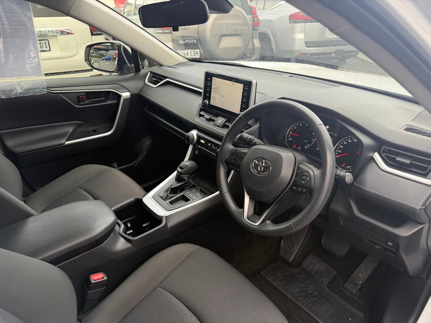 2022 Toyota RAV4 GX — photo 9