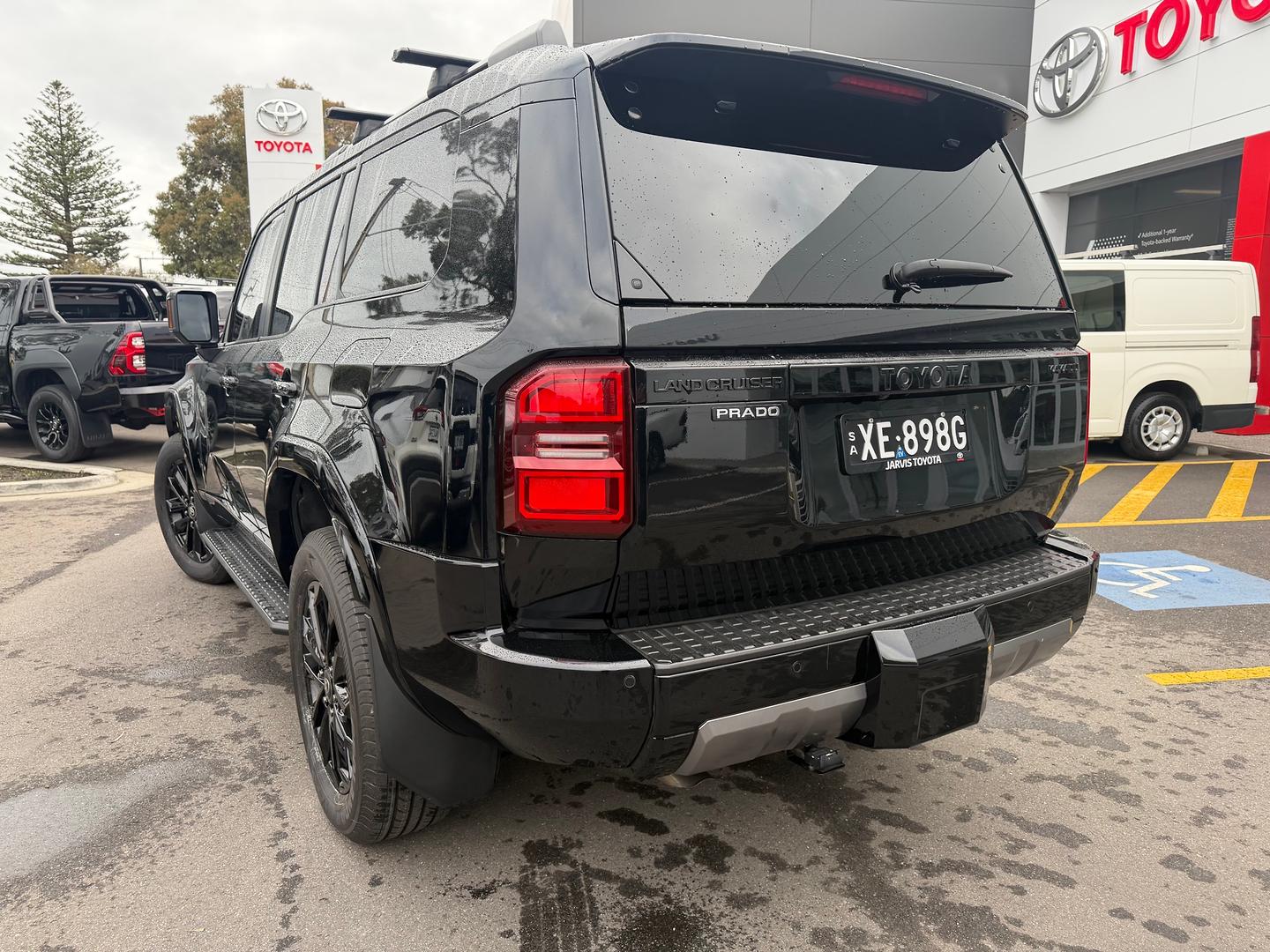 2024 Toyota Landcruiser Prado Kakadu — photo 5