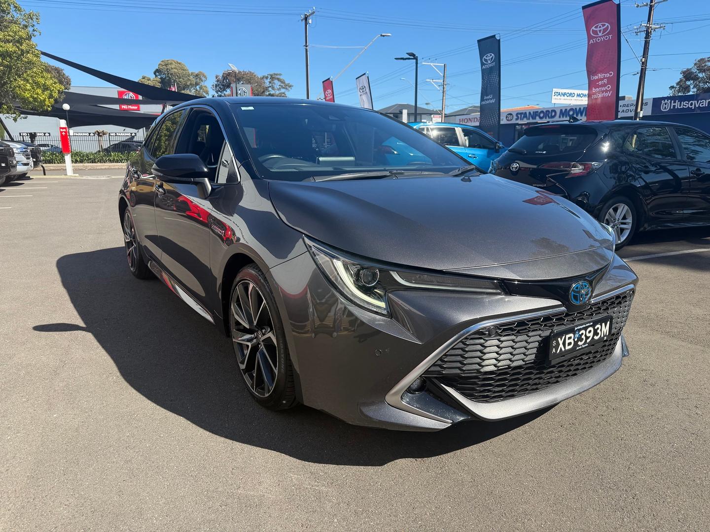 2021 Toyota Corolla ZR Hybrid — photo 1