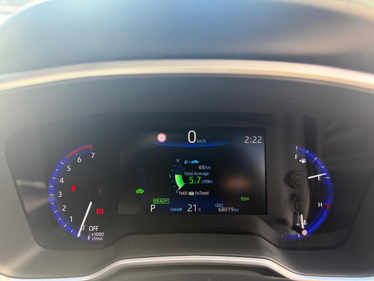 2021 Toyota Corolla ZR Hybrid — photo 3