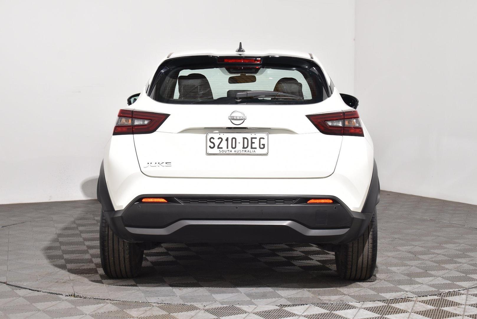 2023 Nissan JUKE ST — photo 4
