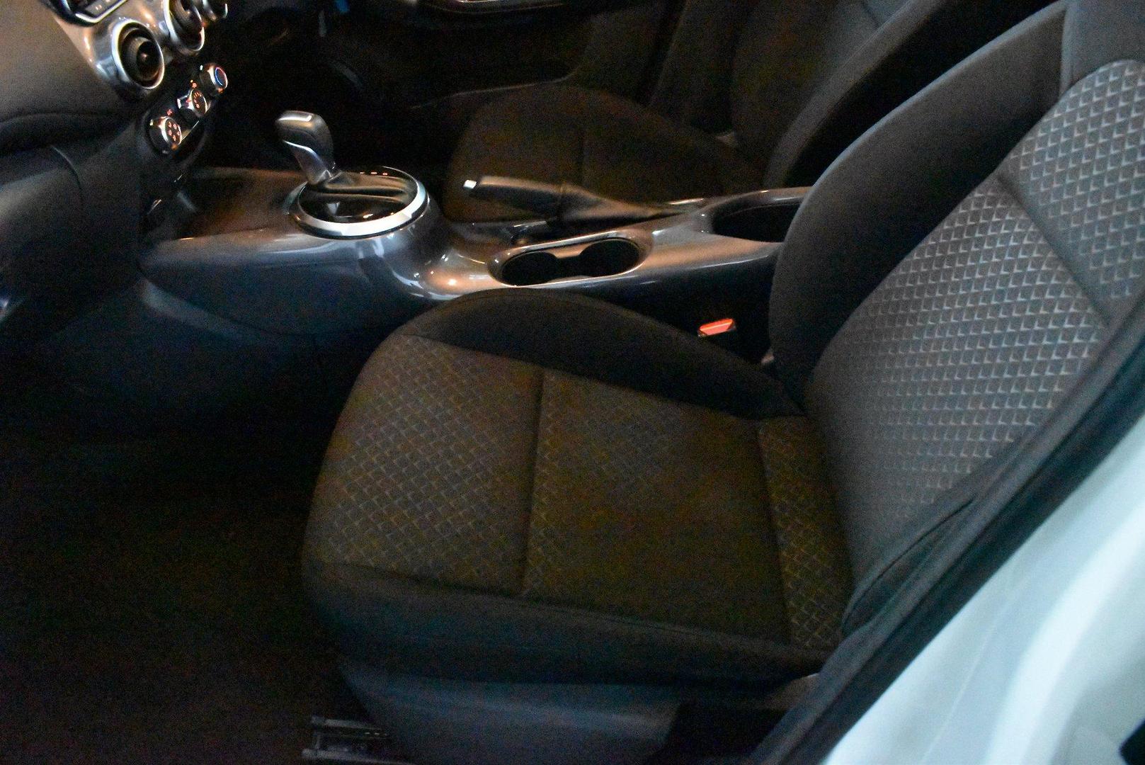 2023 Nissan JUKE ST — photo 7