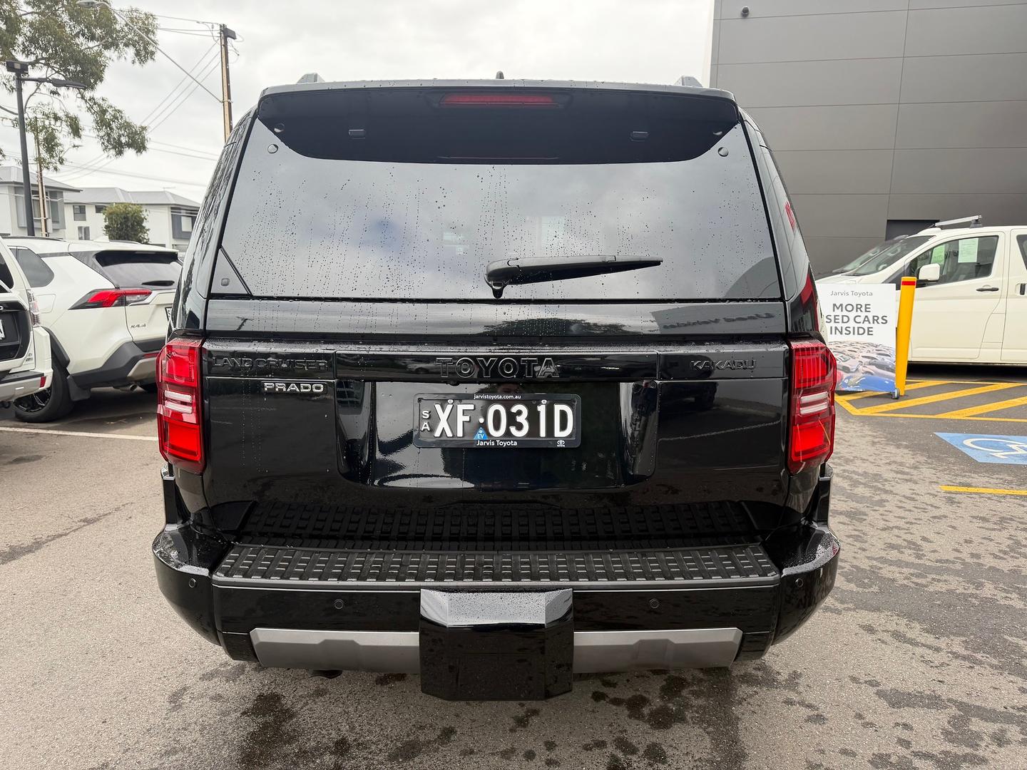 2025 Toyota Landcruiser Prado Kakadu — photo 5