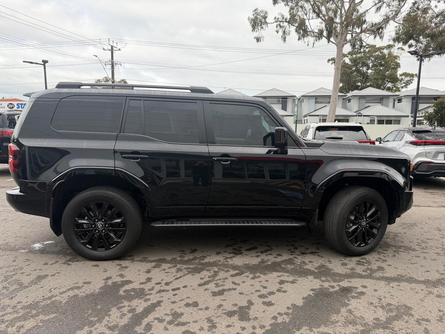 2025 Toyota Landcruiser Prado Kakadu — photo 7