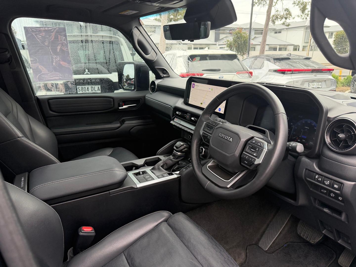 2025 Toyota Landcruiser Prado Kakadu — photo 9