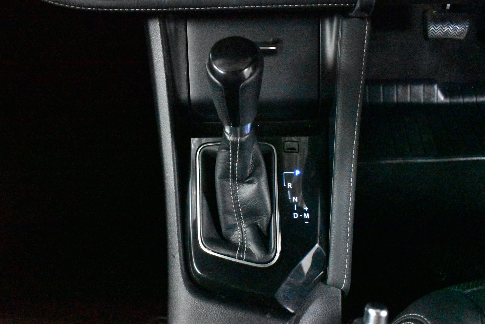 2015 Toyota Corolla ZR — photo 20