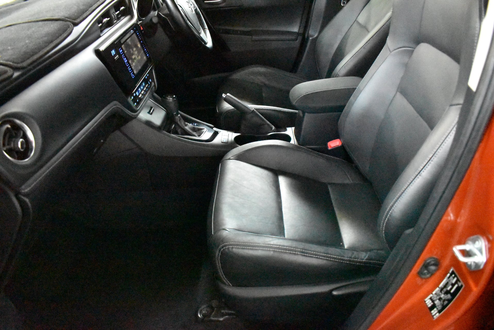 2015 Toyota Corolla ZR — photo 7