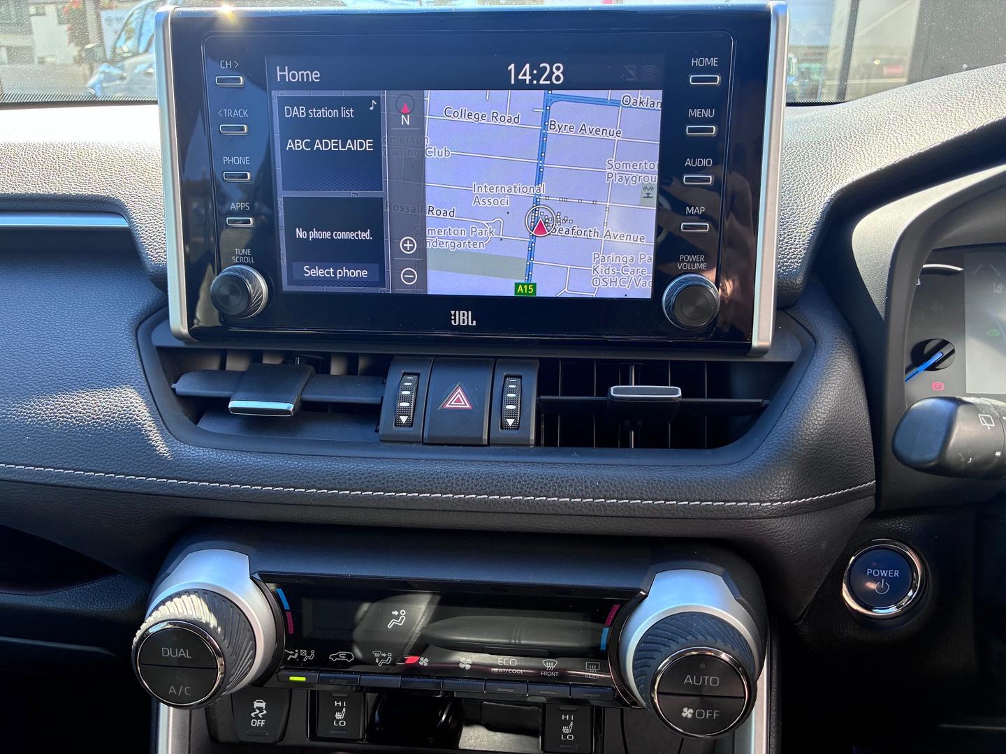 2021 Toyota RAV4 Cruiser — photo 10