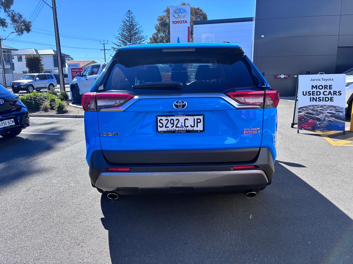 2021 Toyota RAV4 Cruiser — photo 6
