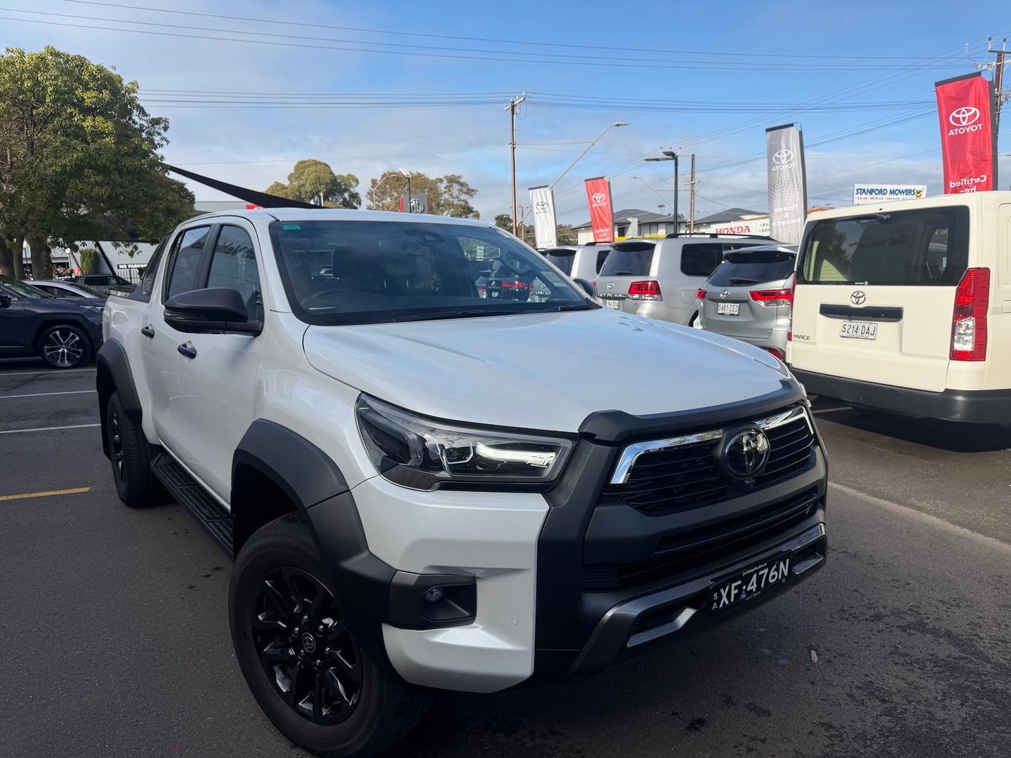 2025 Toyota Hilux Rogue 48V — photo 3