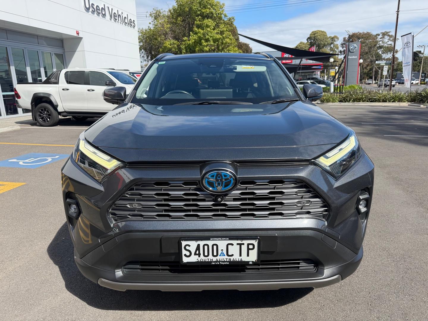 2022 Toyota RAV4 Cruiser — photo 14