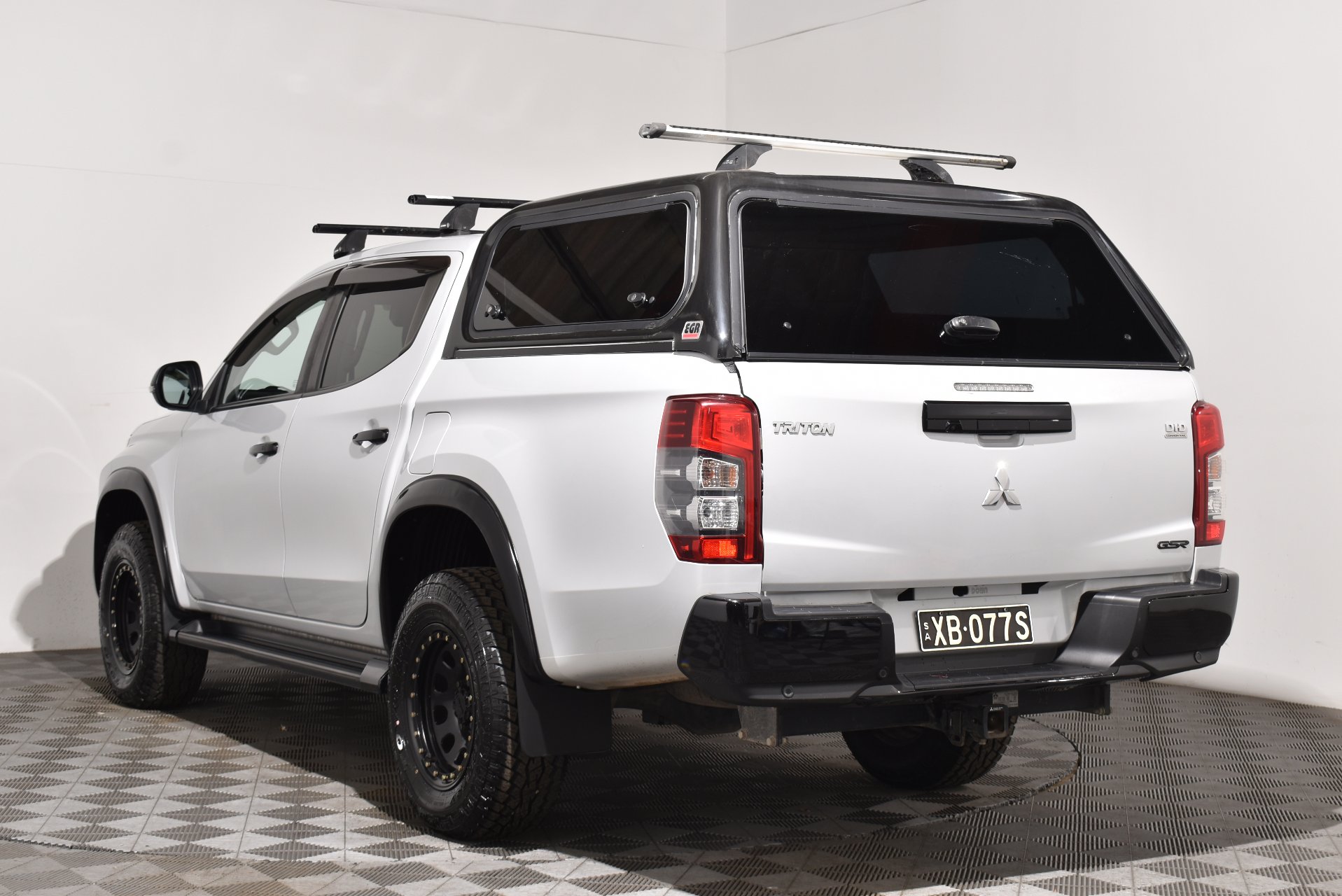 2020 Mitsubishi Triton GSR — photo 2