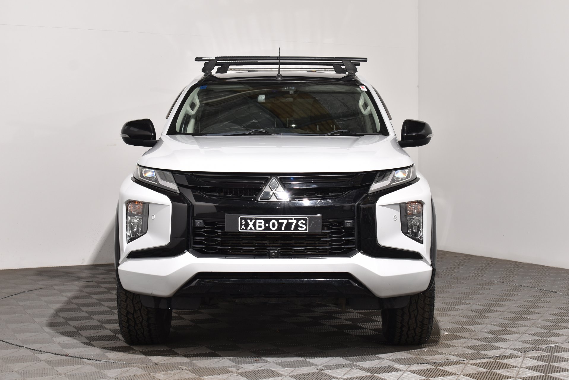 2020 Mitsubishi Triton GSR — photo 3