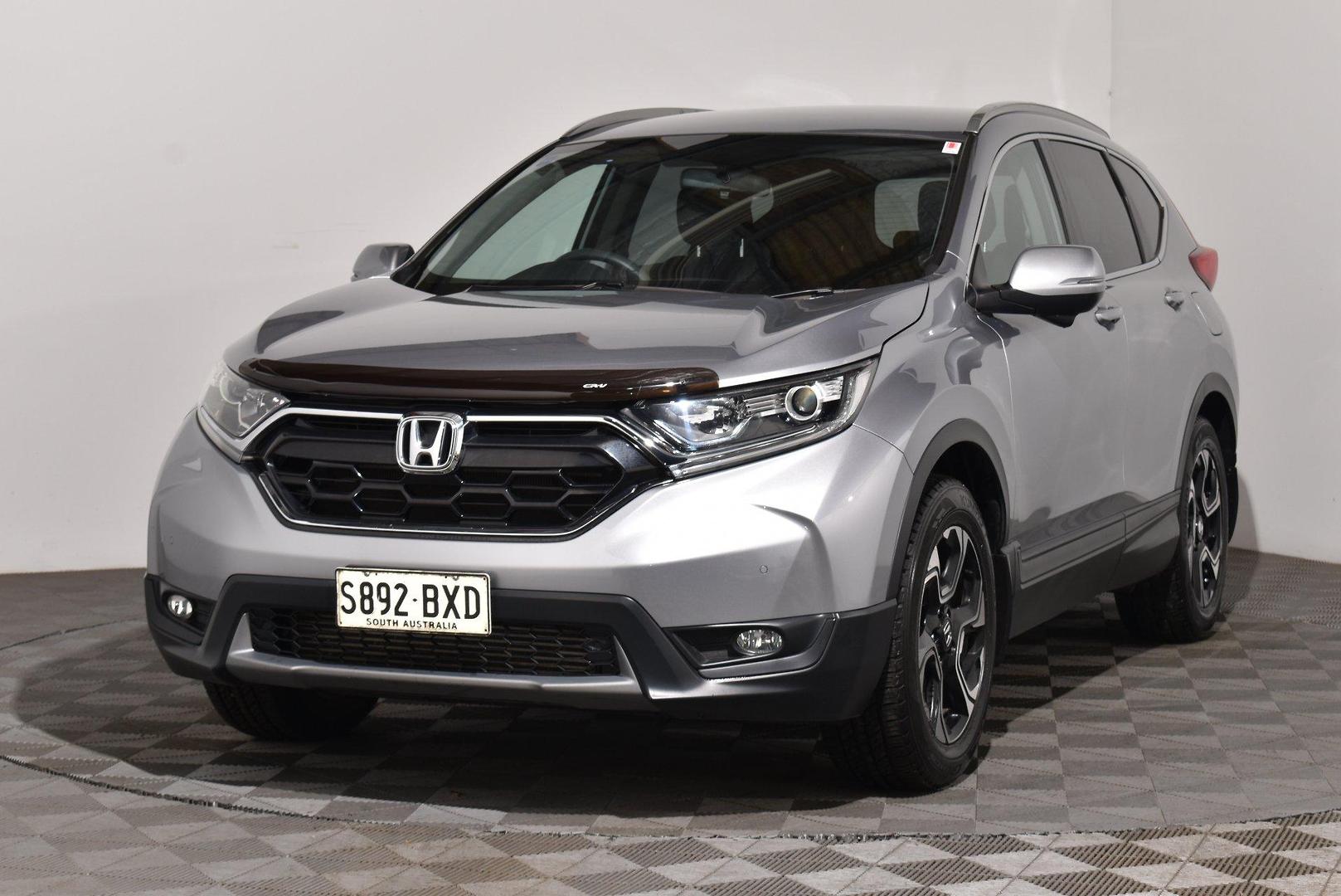 2018 Honda CR-V Sport — photo 13