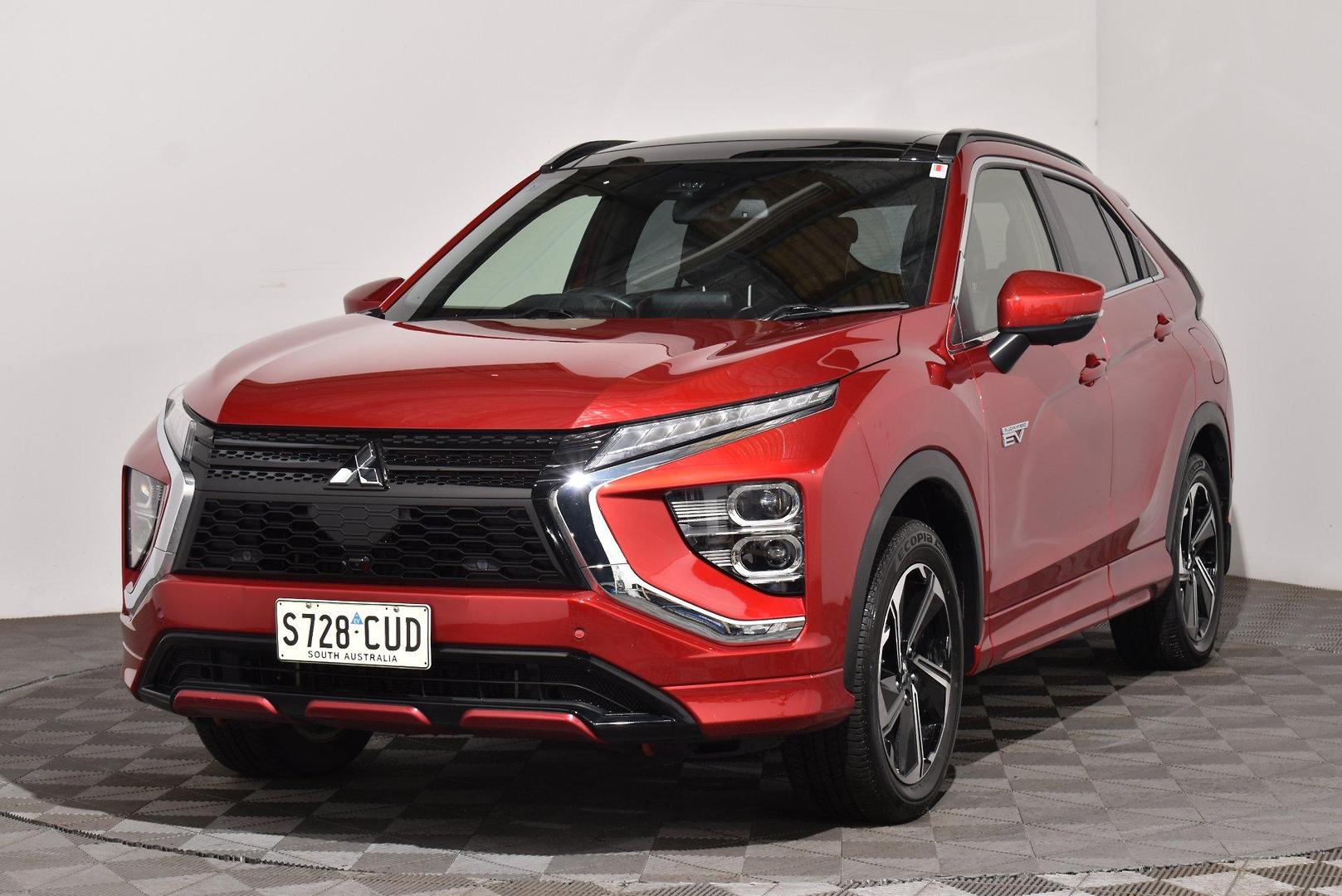 2022 Mitsubishi Eclipse Cross PHEV Exceed — photo 13