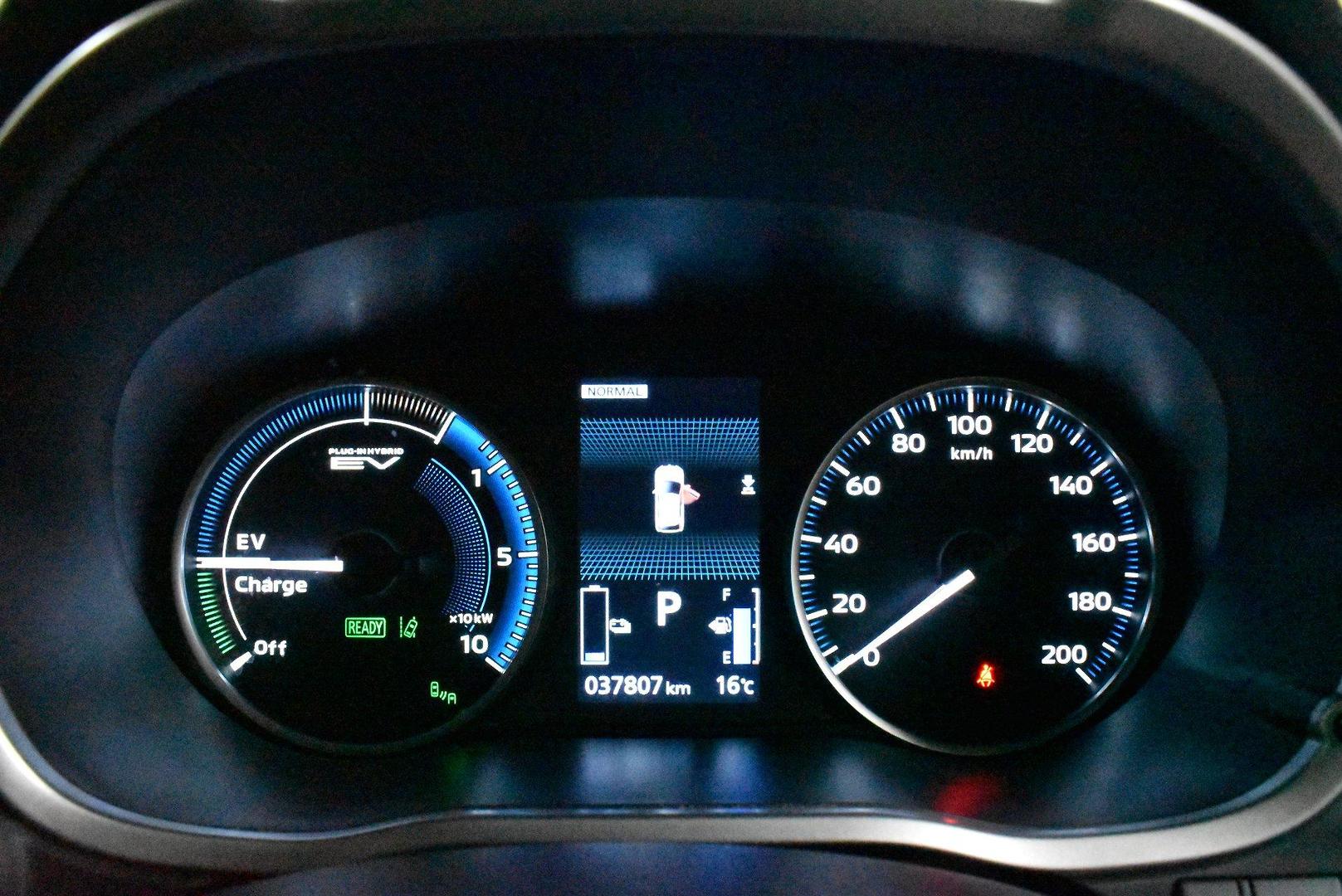 2022 Mitsubishi Eclipse Cross PHEV Exceed — photo 25