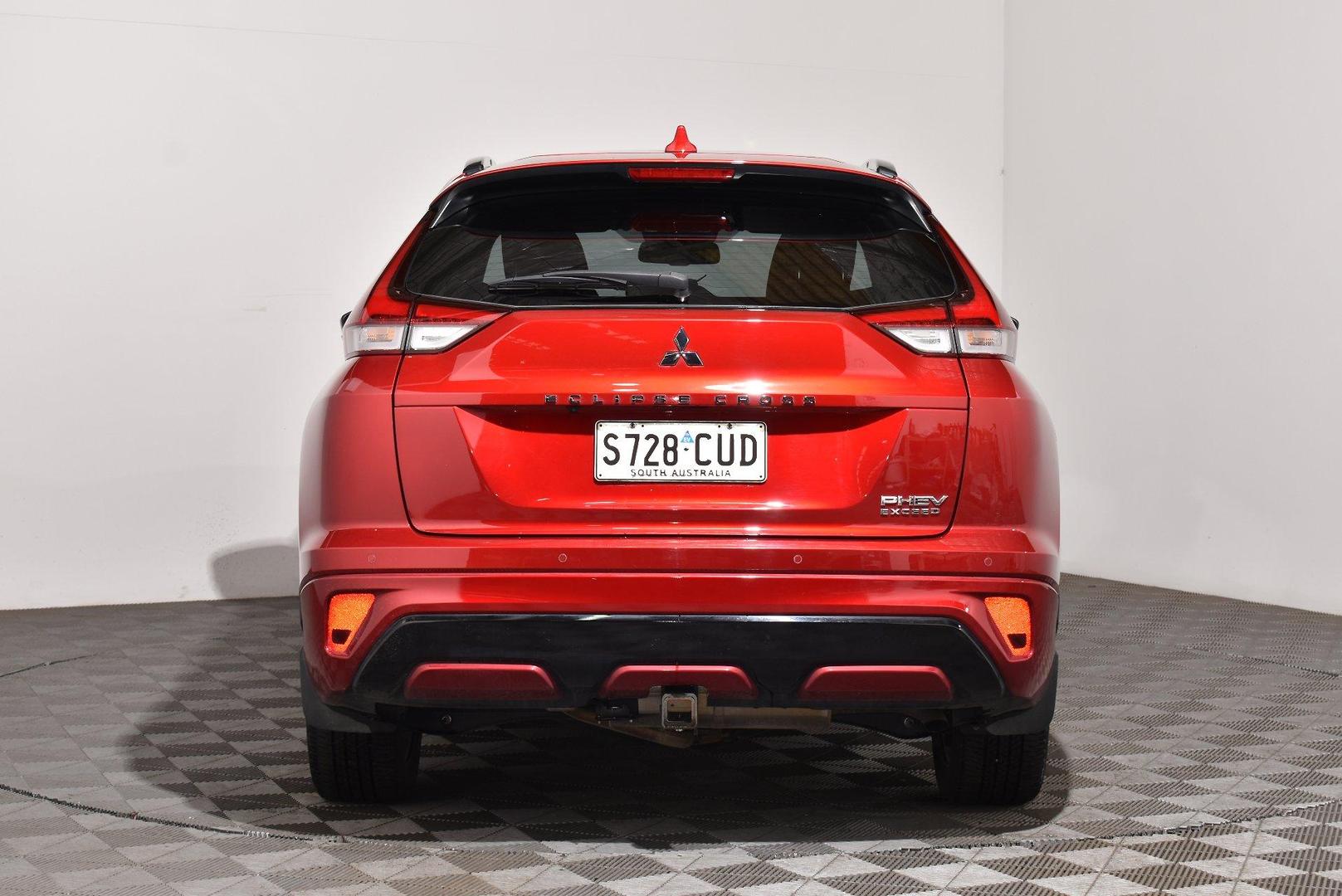 2022 Mitsubishi Eclipse Cross PHEV Exceed — photo 4