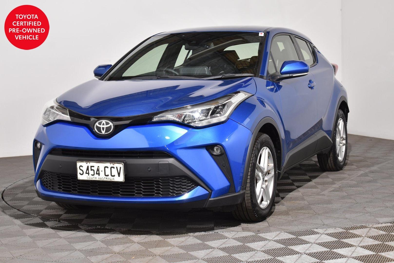 2019 Toyota C-HR — photo 13 of 27