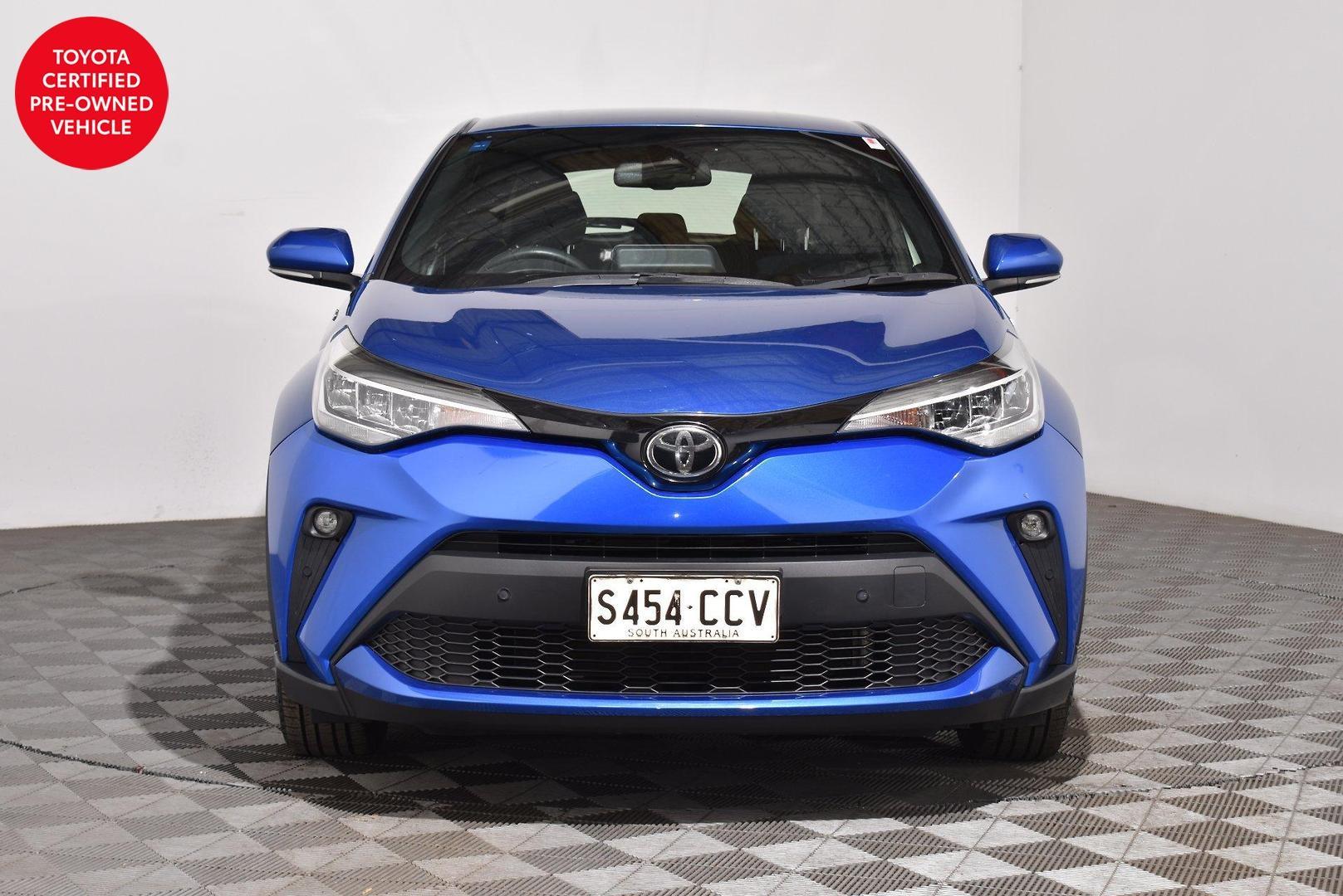 2019 Toyota C-HR — photo 3 of 27