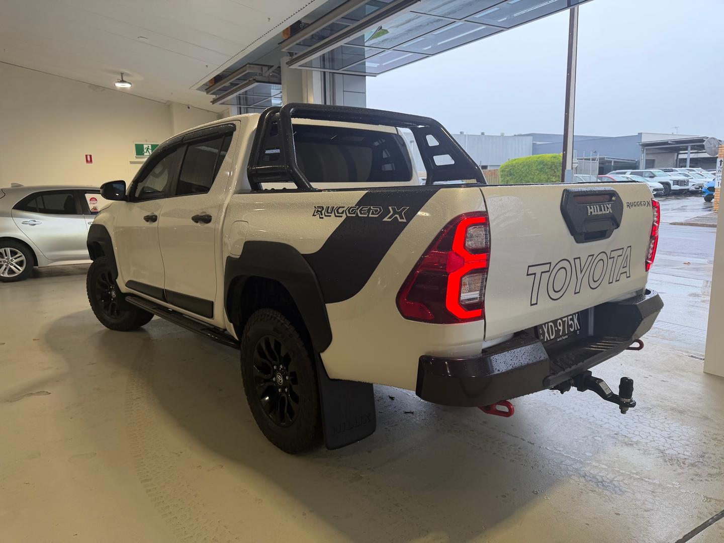 2021 Toyota Hilux Rugged X — photo 4