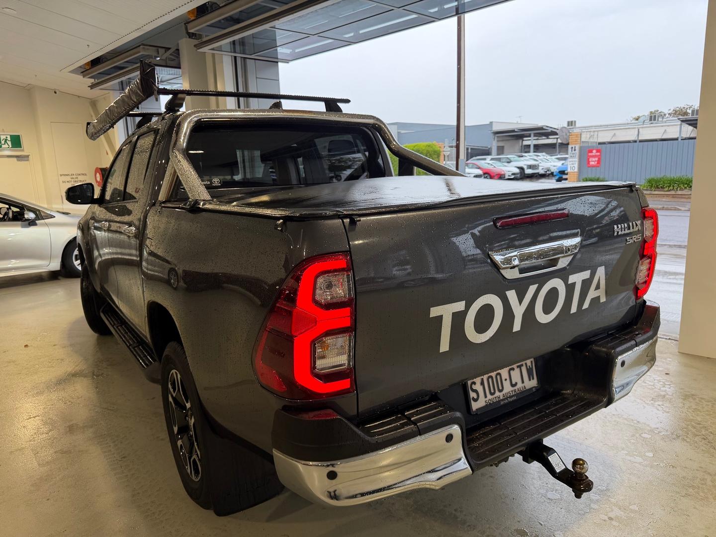 2022 Toyota Hilux SR5 — photo 5
