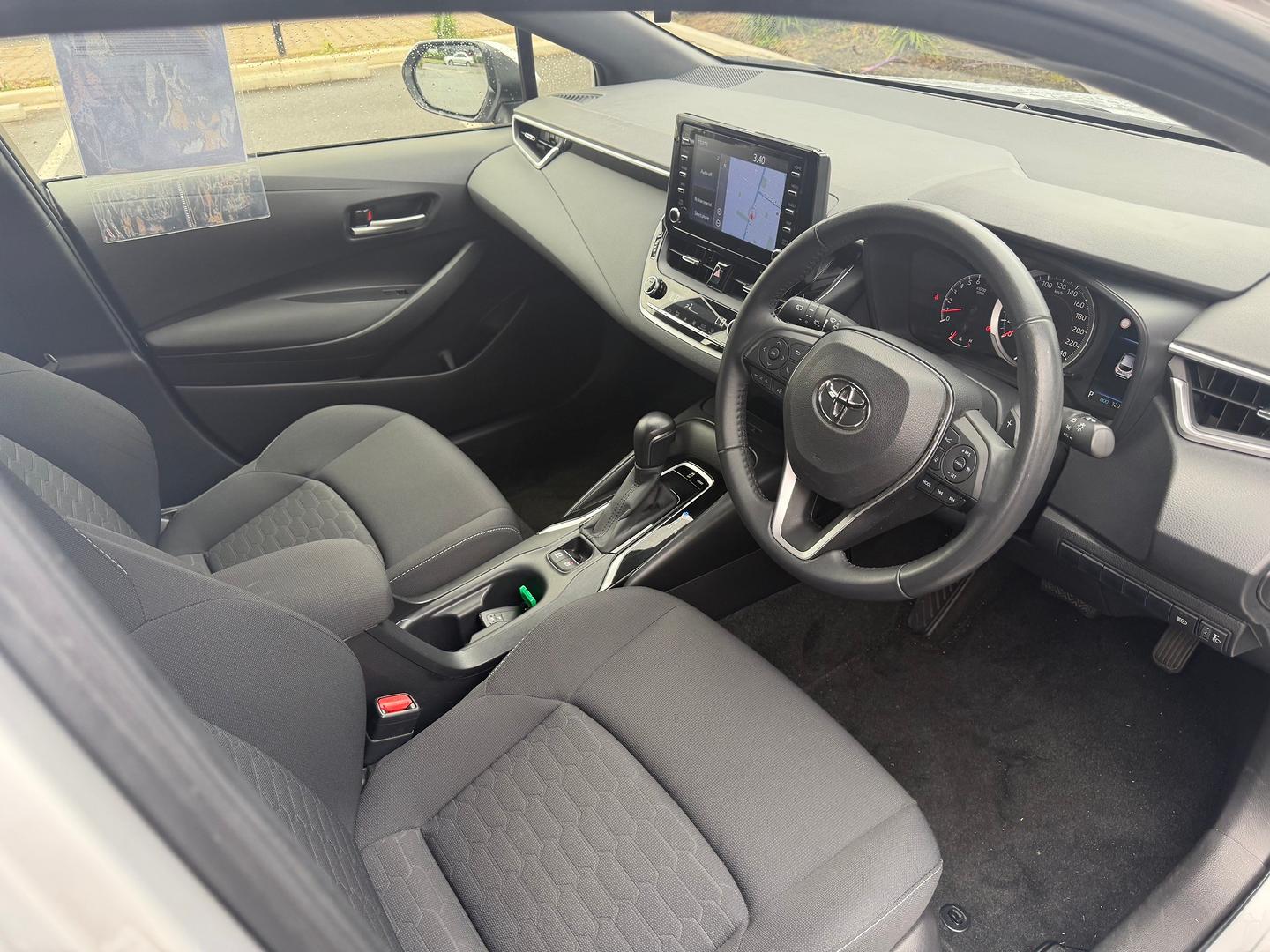 2021 Toyota Corolla SX — photo 10