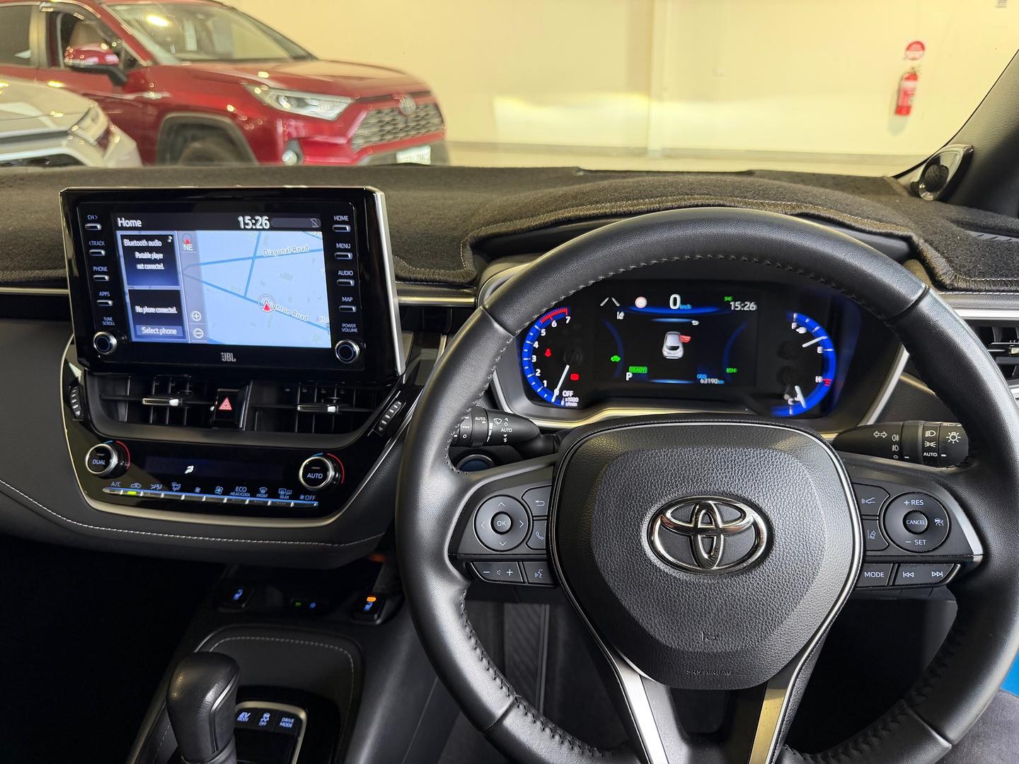 2022 Toyota Corolla ZR Hybrid — photo 7