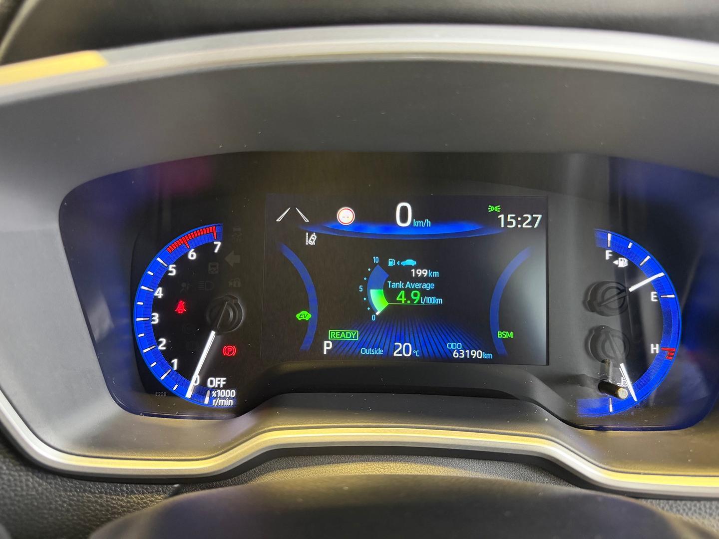 2022 Toyota Corolla ZR Hybrid — photo 9