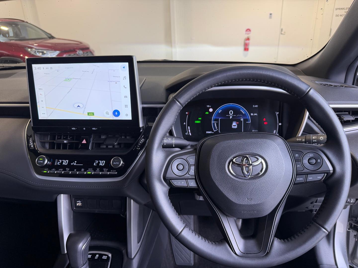 2023 Toyota Corolla Cross GXL — photo 5