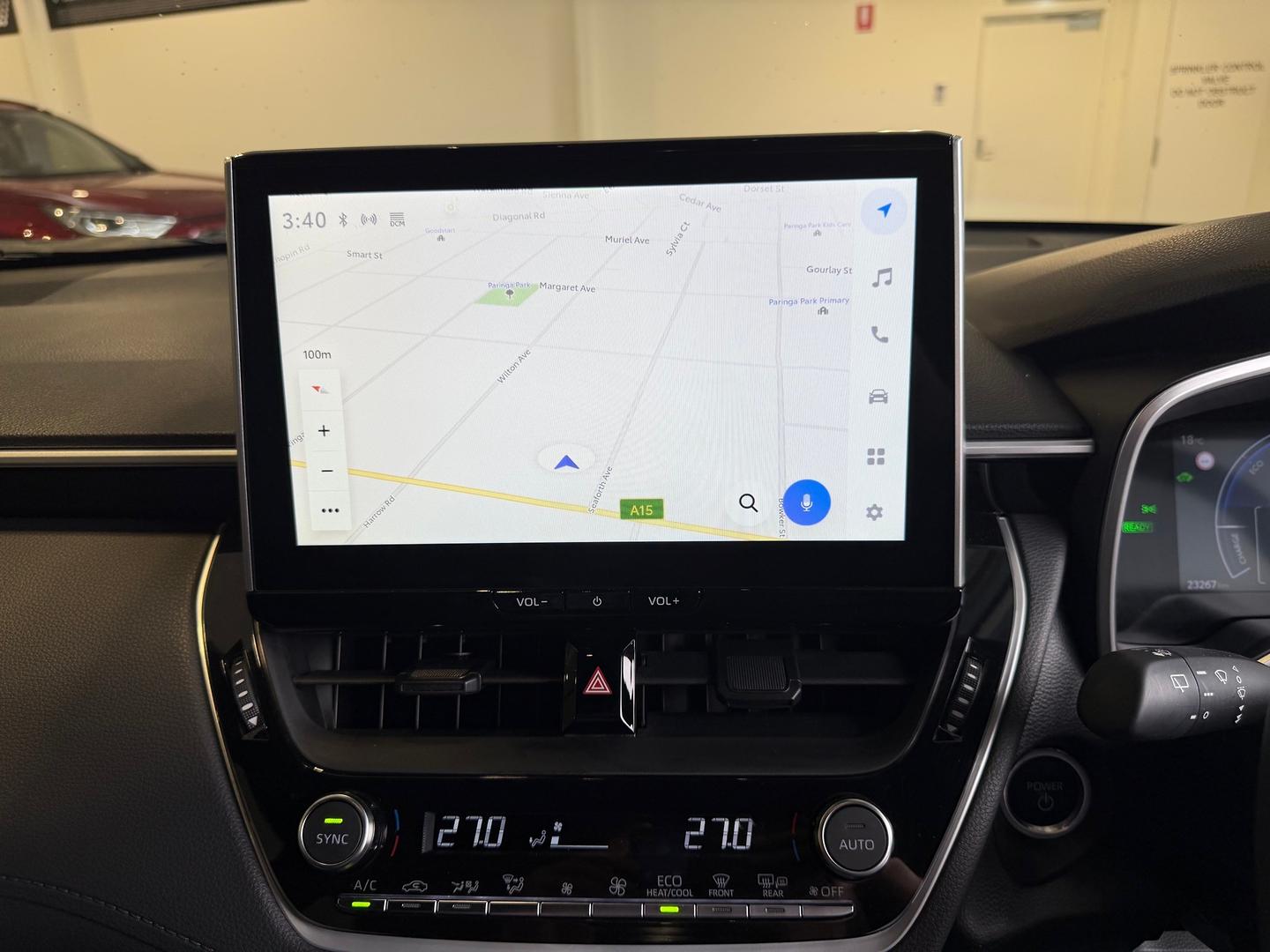 2023 Toyota Corolla Cross GXL — photo 6