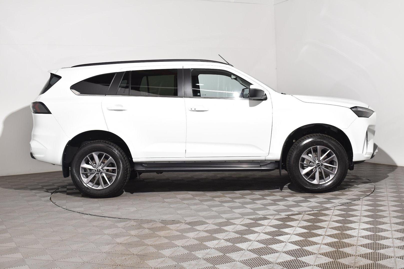 2026 Isuzu MU-X LSU — photo 11