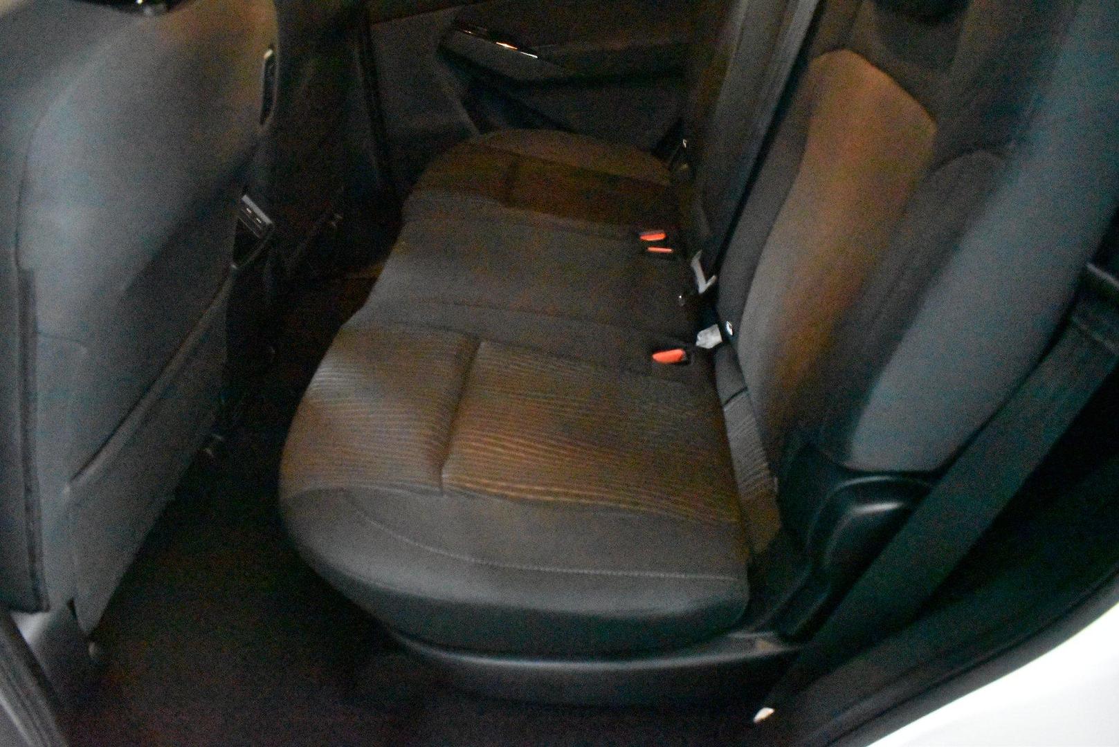 2026 Isuzu MU-X LSU — photo 9