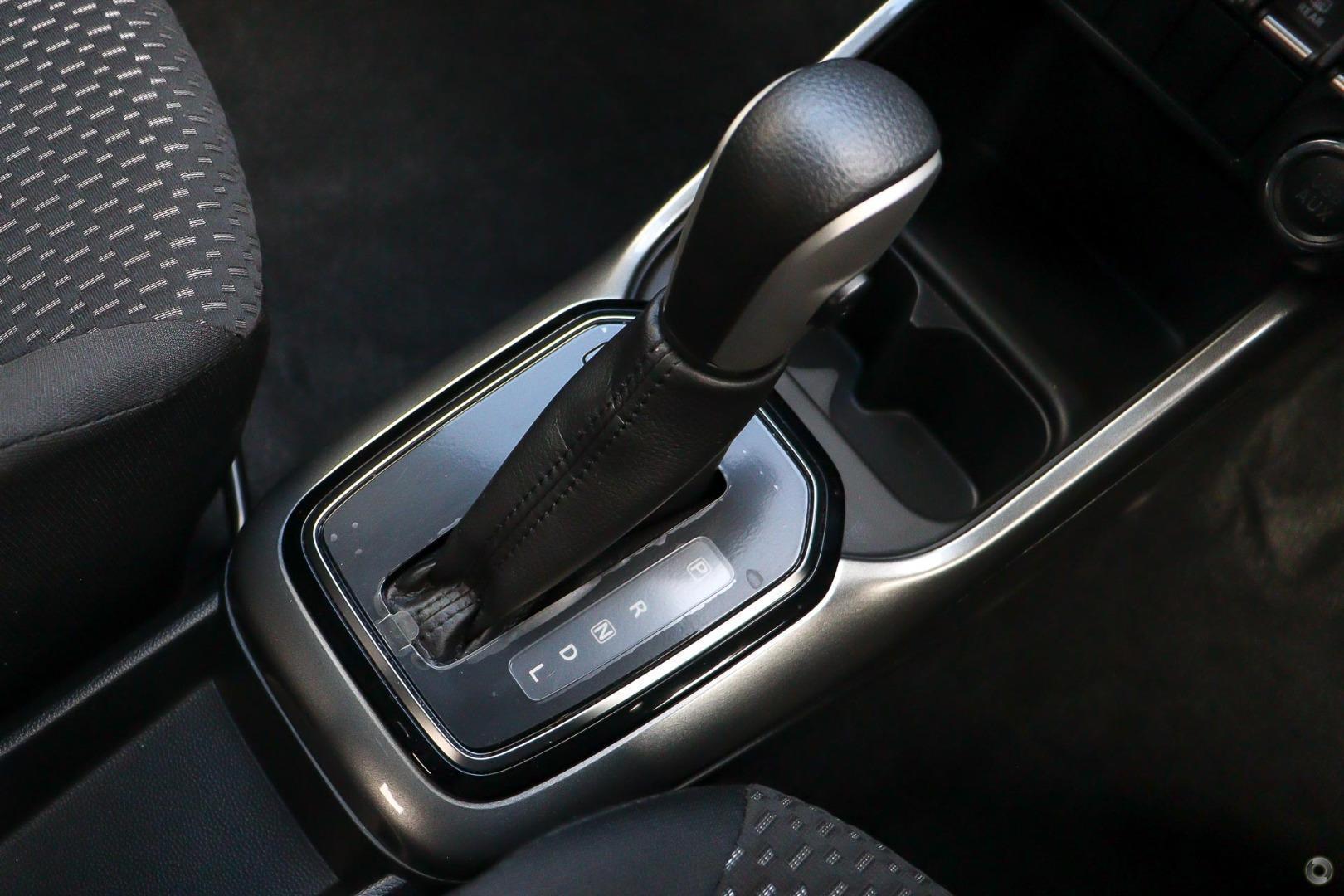 2024 Suzuki Ignis GLX — photo 12
