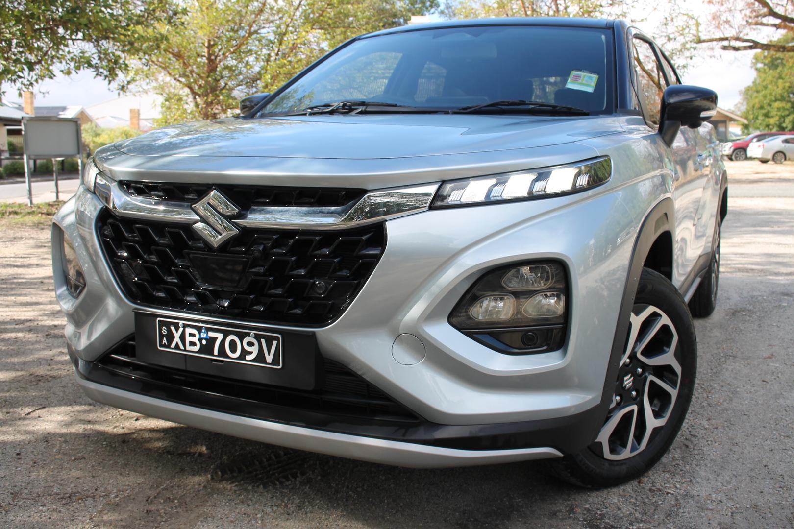 2025 Suzuki Fronx Hybrid — photo 2