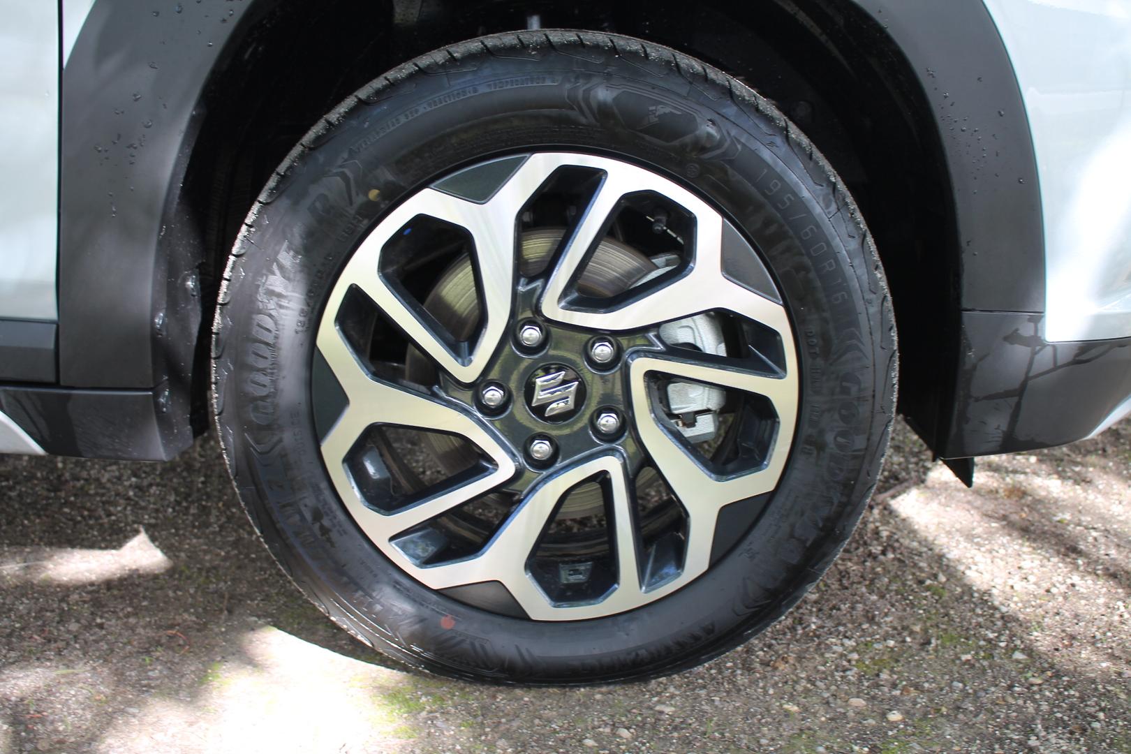 2025 Suzuki Fronx Hybrid — photo 9