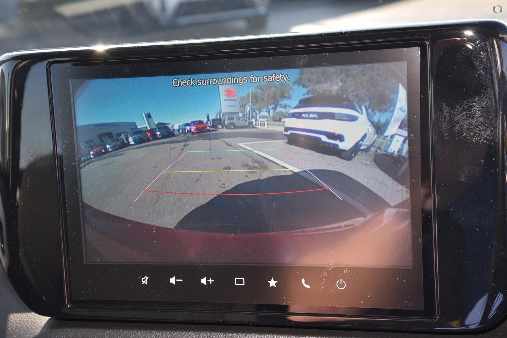 2025 Suzuki Swift Hybrid — photo 12