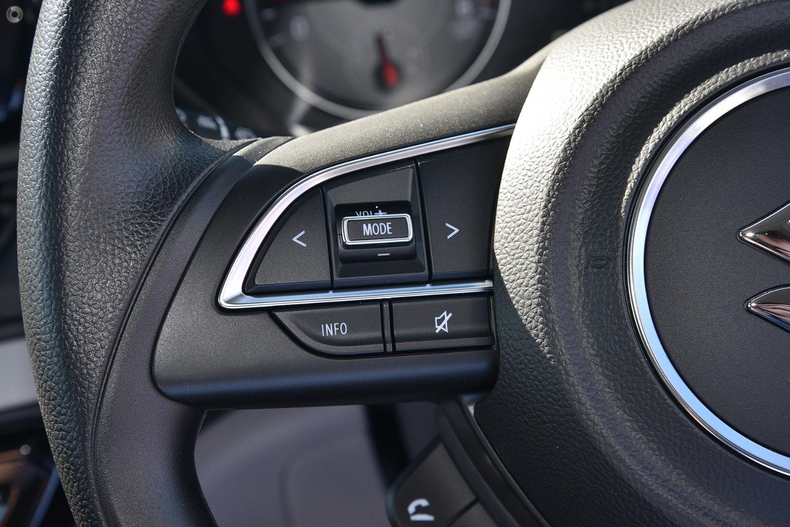 2025 Suzuki Swift Hybrid — photo 14