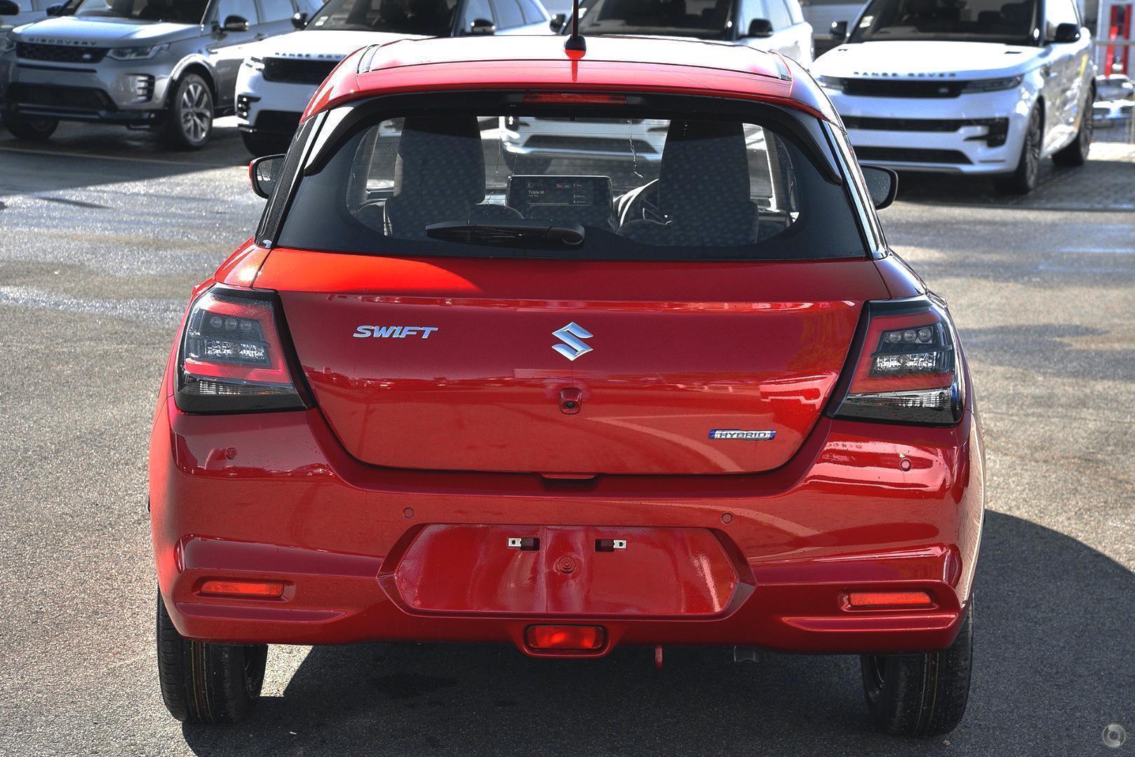 2025 Suzuki Swift Hybrid — photo 3
