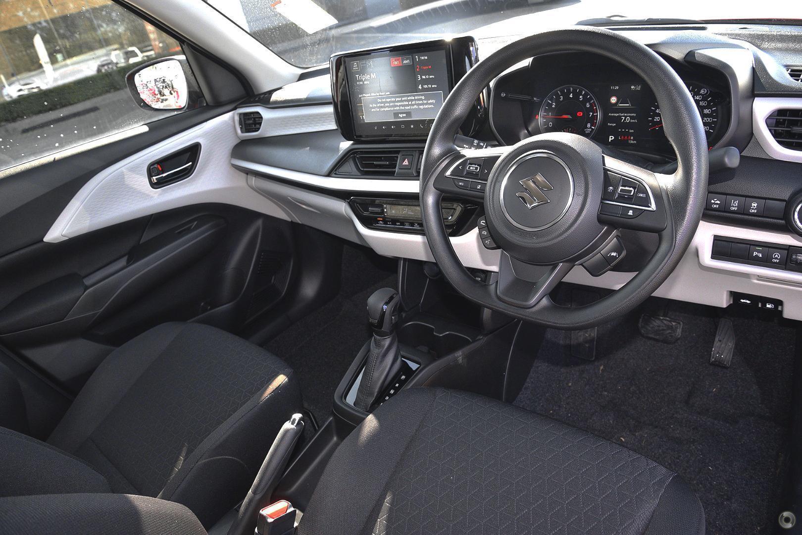 2025 Suzuki Swift Hybrid — photo 6