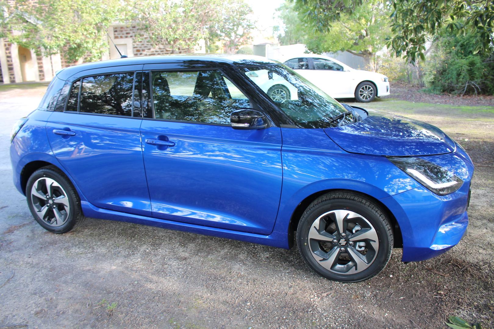 2025 Suzuki Swift Hybrid GLX — photo 20