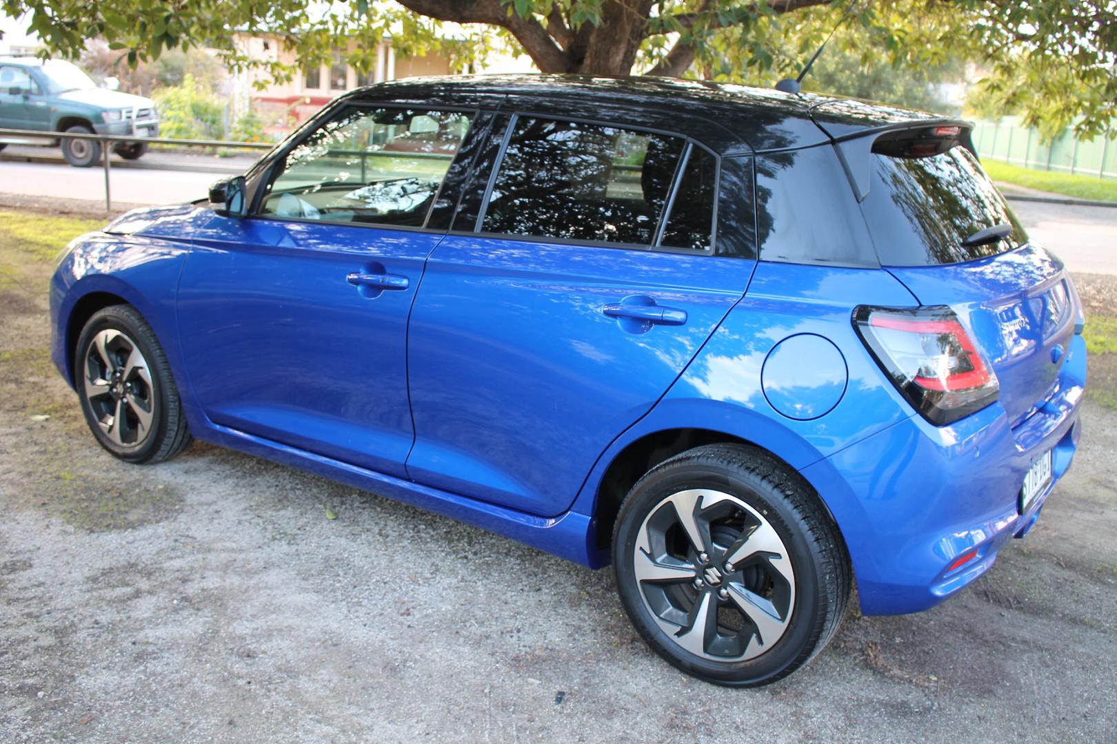 2025 Suzuki Swift Hybrid GLX — photo 6
