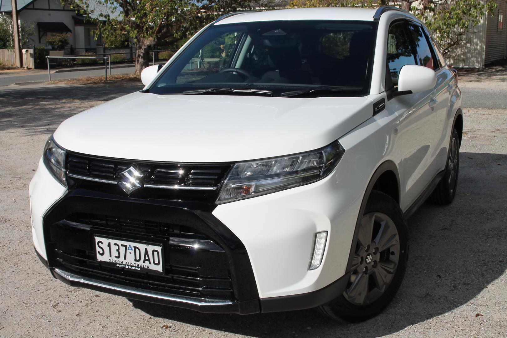 2026 Suzuki Vitara Turbo Hybrid — photo 3