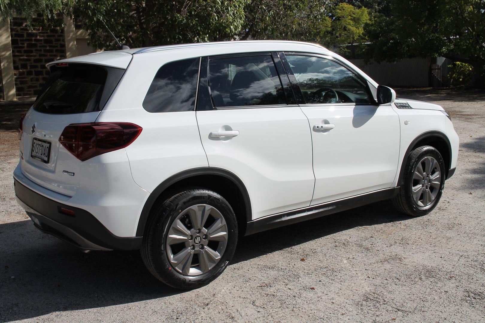 2026 Suzuki Vitara Turbo Hybrid — photo 4