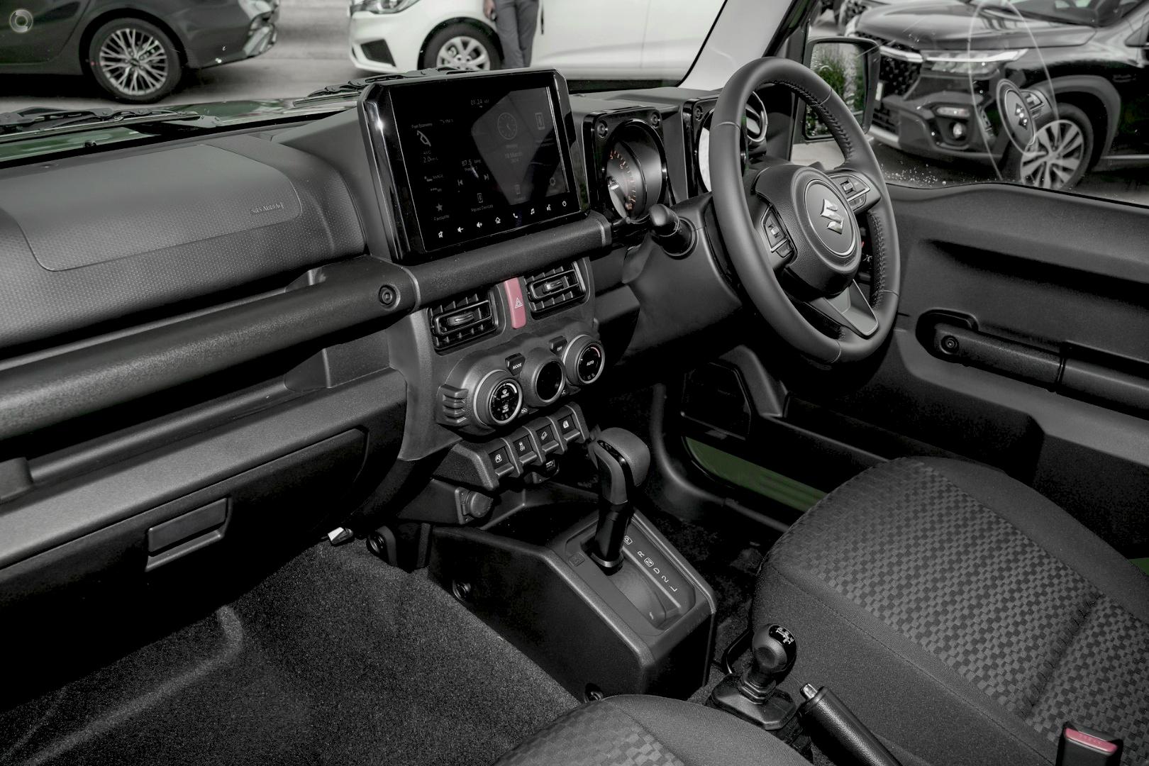 2026 Suzuki Jimny XL — photo 6