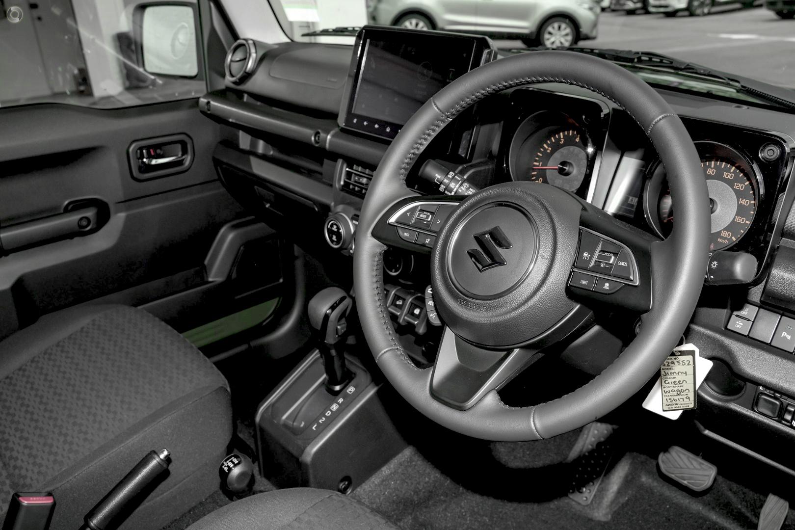 2026 Suzuki Jimny XL — photo 7